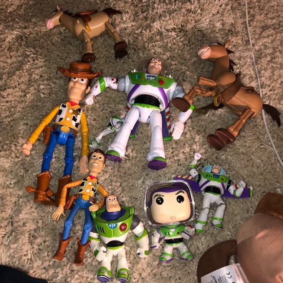 Disney Buzz Light years and Woody - Picture 6 of 8